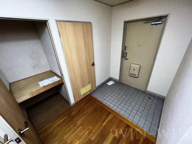 ハイツ北山の玄関