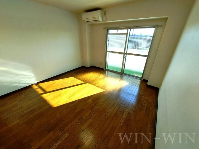 コスモベルテの居間・リビング