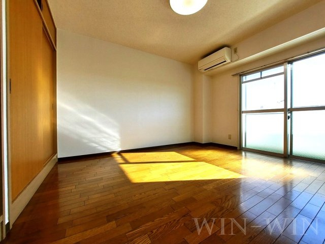 コスモベルテの居間・リビング