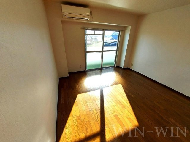 コスモベルテの居間・リビング