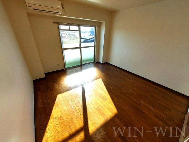 コスモベルテの居間・リビング