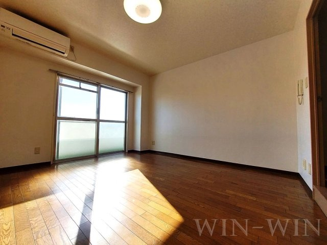 コスモベルテの居間・リビング