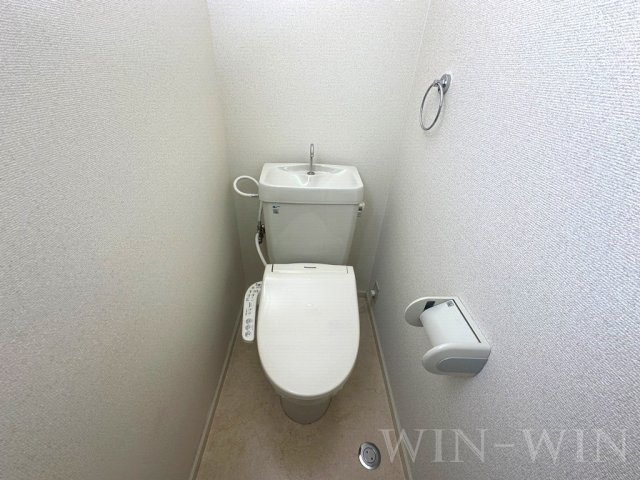 ホワイトタウン寺前のトイレ|イメージ（同建物内別部屋の写真です）