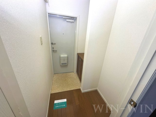 ホワイトタウン寺前の玄関|イメージ（同建物内別部屋の写真です）
