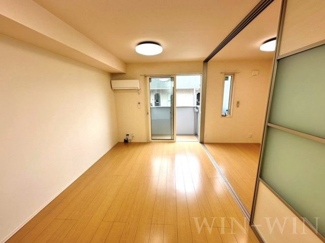 ぱるタウン Bの居間・リビング