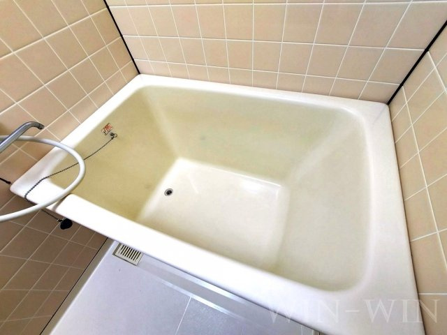 セザンヌ新栄 3の浴室