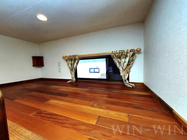 セザンヌ新栄 3のその他