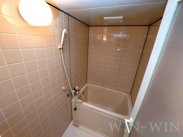 セザンヌ新栄 3の浴室