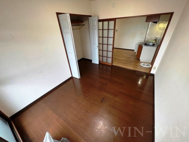 フィオーレ田中の洋室