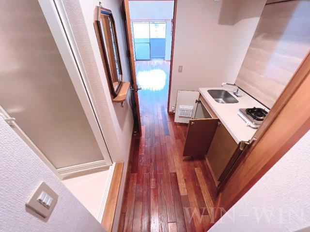 セザンヌ新栄 2のキッチン