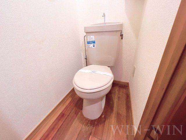 セザンヌ新栄 2のトイレ