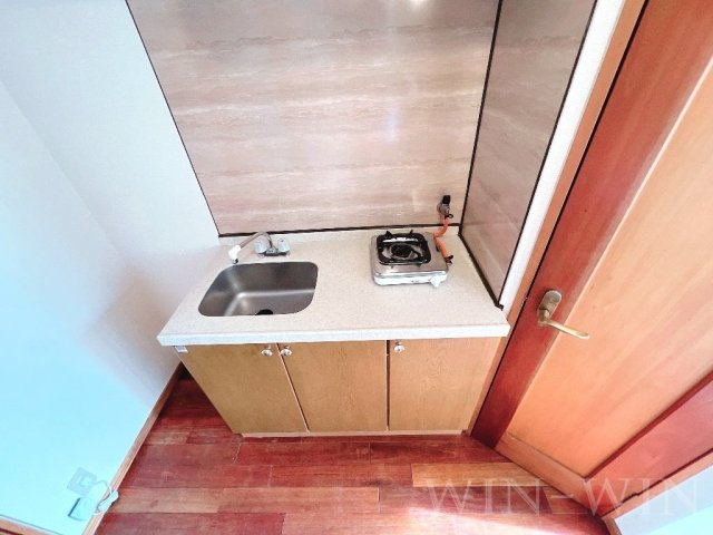 セザンヌ新栄 2のキッチン