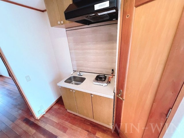 セザンヌ新栄 2のキッチン