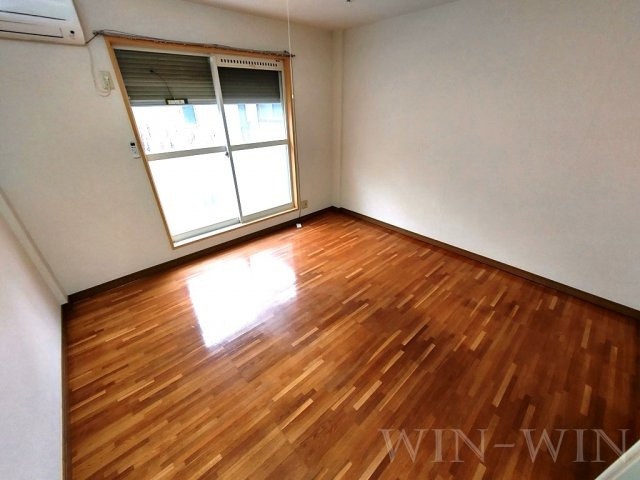 Surplus One栞の居間・リビング