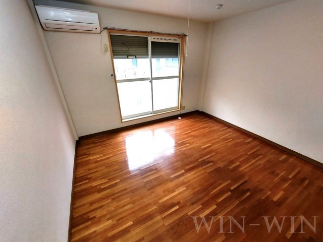 Surplus One栞の居間・リビング