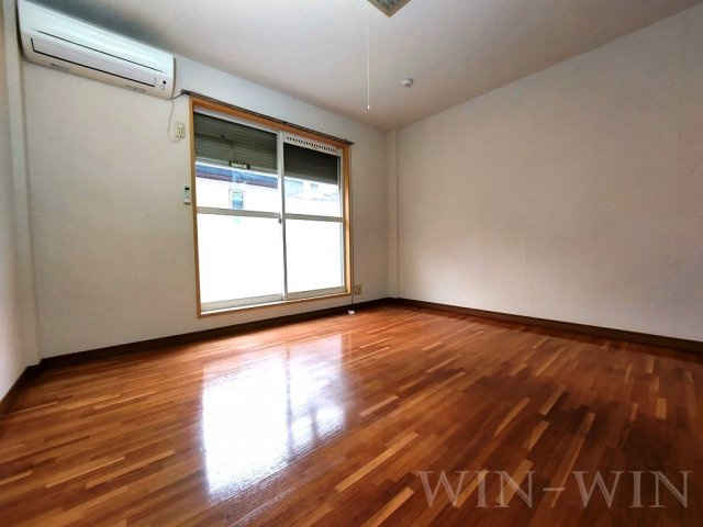 Surplus One栞の居間・リビング