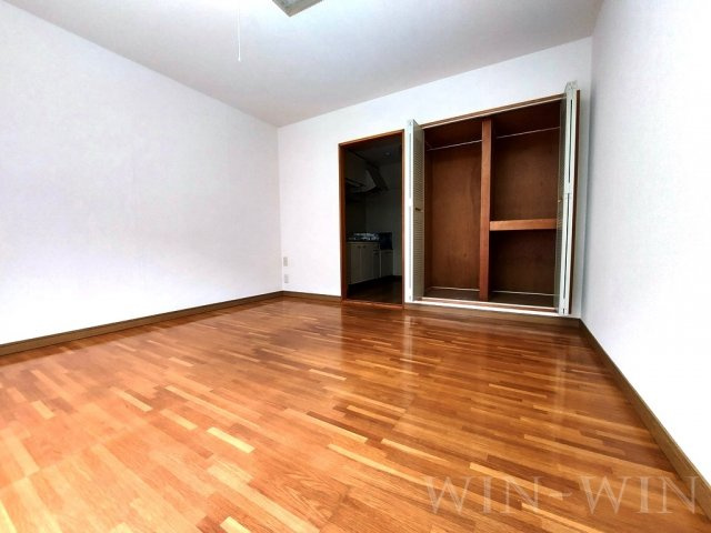 Surplus One栞の居間・リビング