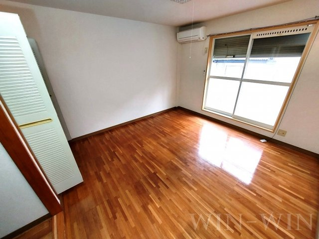 Surplus One栞の居間・リビング