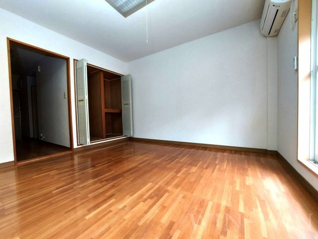 Surplus One栞の寝室