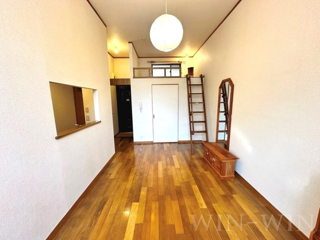 セザンヌ新栄の居間・リビング|イメージ（同建物内別部屋の写真です）