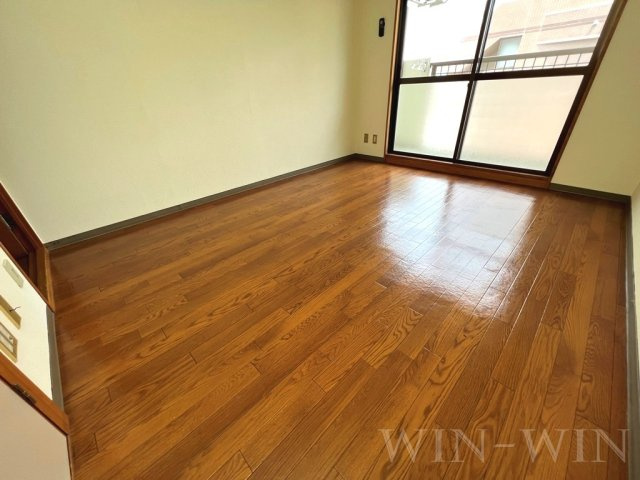 ビットハウスの居間・リビング