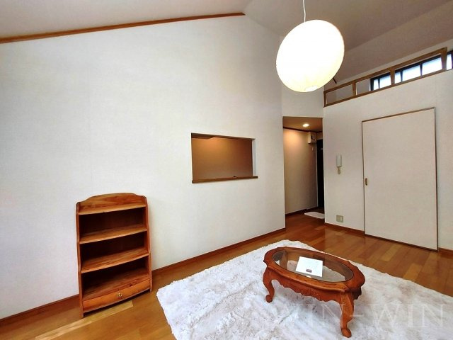 セザンヌ新栄の居間・リビング