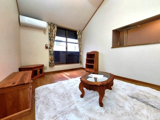 セザンヌ新栄の寝室