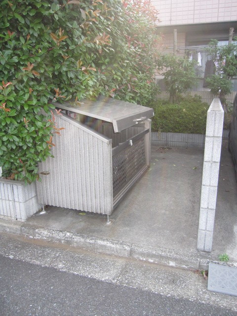 レイクサイドⅡのその他共用部分|★敷地内専用ゴミストッカー★