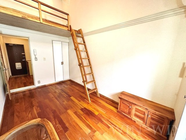 ユトリロ平川本町の寝室