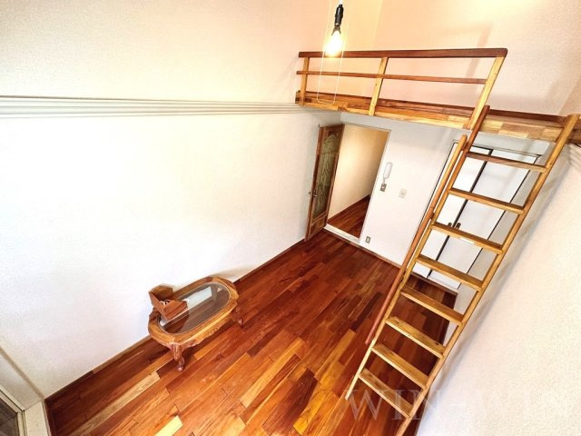 ユトリロ平川本町の居間・リビング