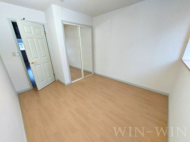 エルヴェ南小向 Aの寝室