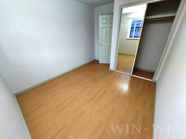 エルヴェ南小向 Aの寝室