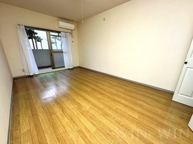 サンフレアの洋室|イメージ（同建物内別部屋の写真です）