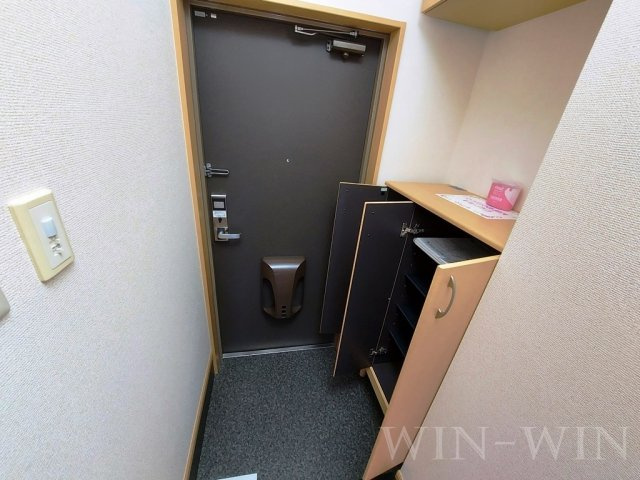 フィールドピア Nの玄関