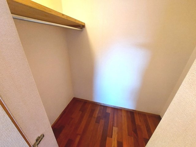 セザンヌ新栄 3の収納