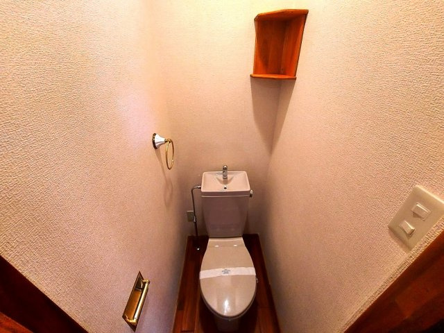 セザンヌ新栄 3のトイレ