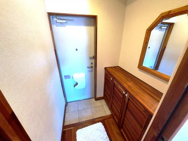 セザンヌ新栄 3の玄関