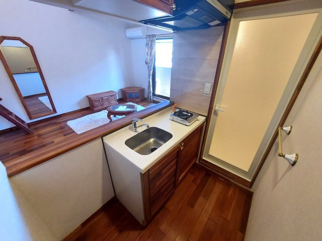 セザンヌ新栄 3のキッチン