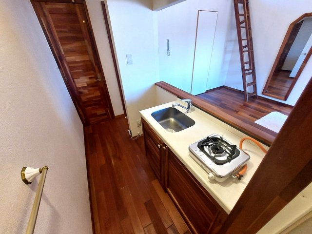 セザンヌ新栄 3のキッチン