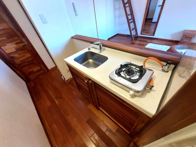 セザンヌ新栄 3のキッチン