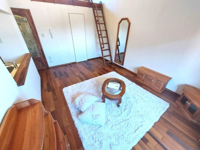 セザンヌ新栄 3の居間・リビング