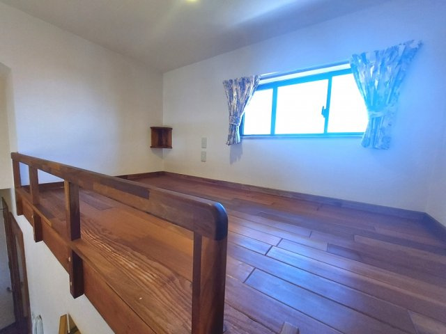 セザンヌ新栄 3のその他