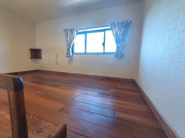 セザンヌ新栄 3のその他