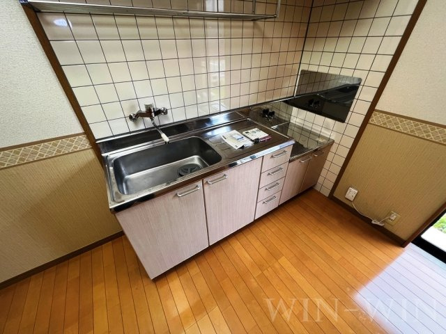 フローレス Aのキッチン