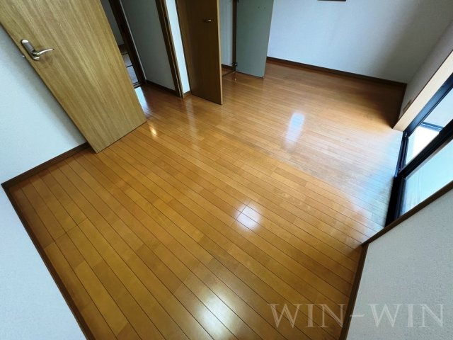 フローレス Aの寝室