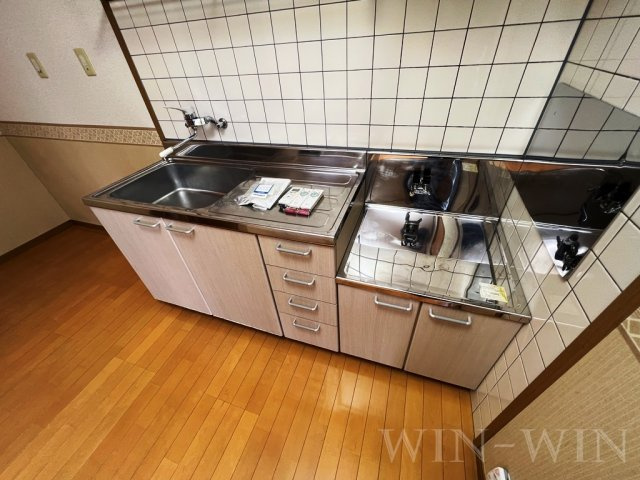 フローレス Aのキッチン