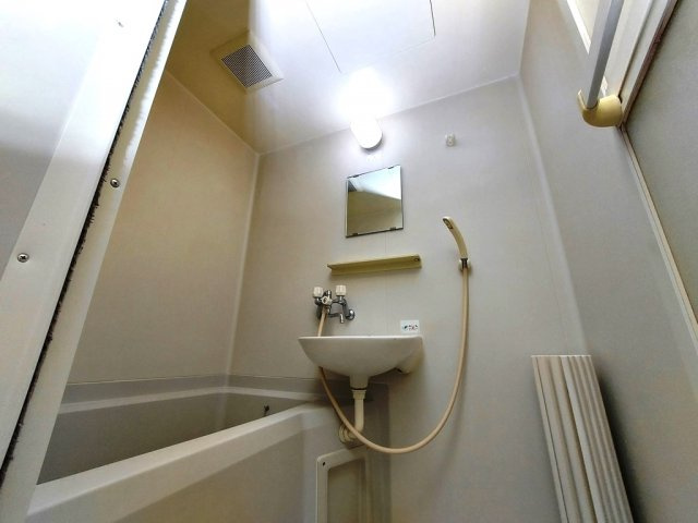 フレグランス花泉の浴室|イメージ（同建物内別部屋の写真です）