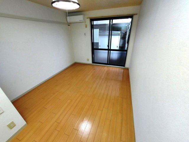 フレグランス花泉の居間・リビング|イメージ（同建物内別部屋の写真です）