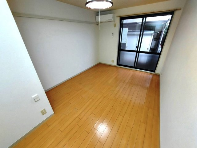 フレグランス花泉の居間・リビング|イメージ（同建物内別部屋の写真です）