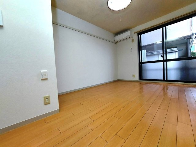 フレグランス花泉の居間・リビング|イメージ（同建物内別部屋の写真です）